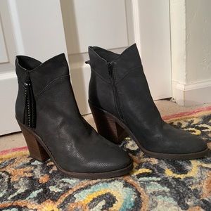 Lucky Brand booties size 10